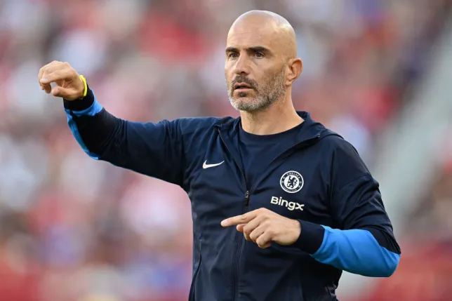 Chelsea star put on notice as Enzo Maresca's playing style relegates him to squad player status