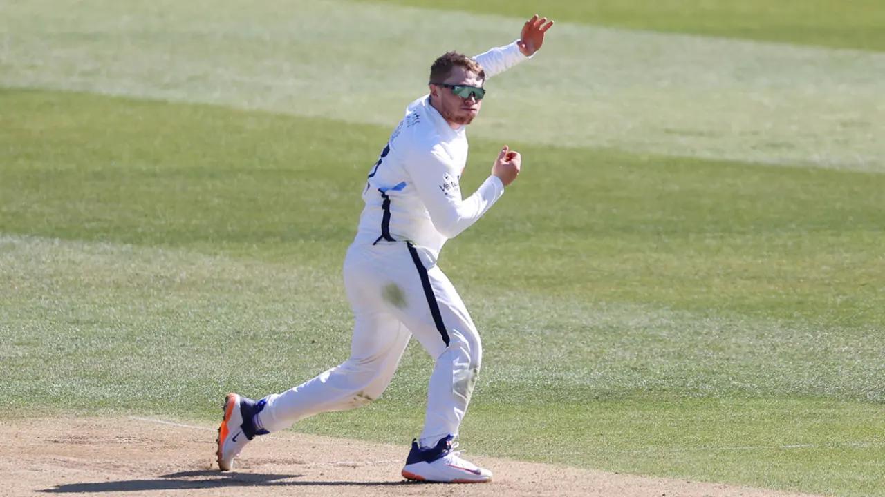 Headingley pitch delivers victory for Yorkshire as Middlesex calls off the tedious draw