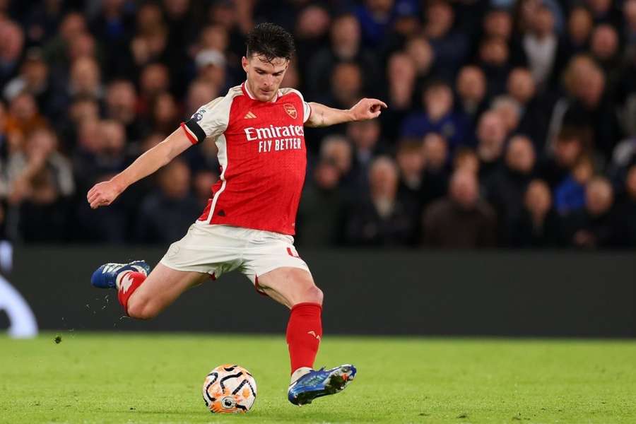 Veltman denies allegations of influencing Rice's red card with Brighton defense