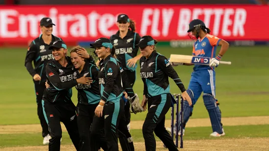 India's Women's T20WC semifinal hopes dim after crushing defeat by New Zealand: Strategies for Harmanpreet and Co.