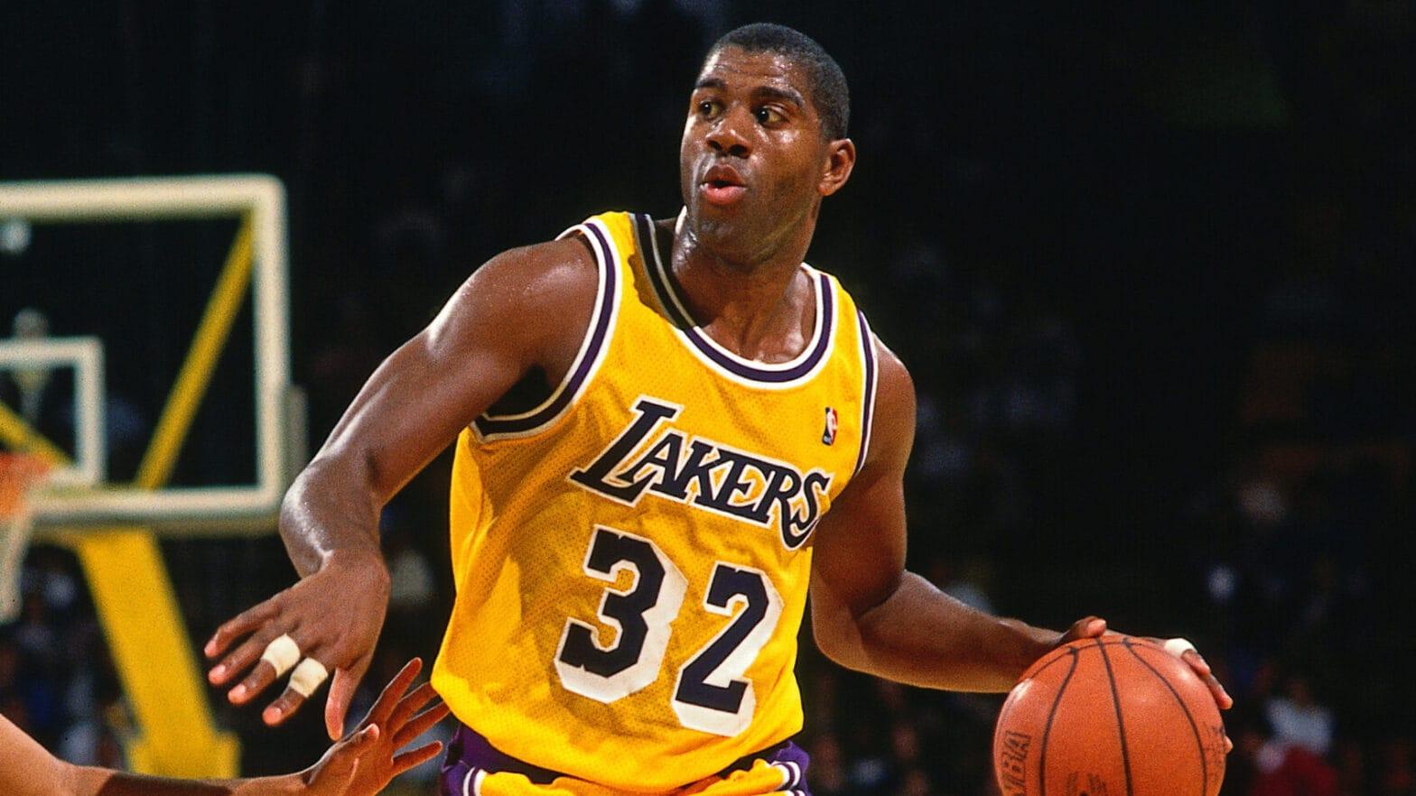 Greatest Los Angeles Lakers Assisters of All Time