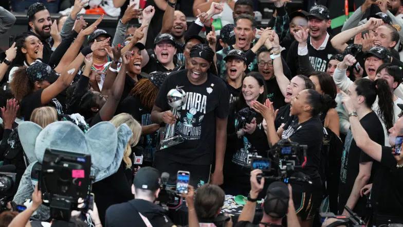 New York Liberty Victorious in Overtime, Claiming First WNBA Title by Defeating Lynx