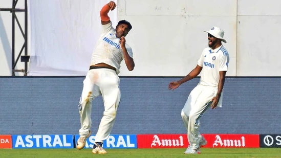 Ashwin's candid reply to Dinesh Karthik's sarcastic 'catch' comment: 'Knew the ball would evade me'