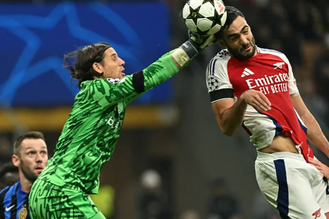 Mikel Arteta fumes as Arsenal player is 'struck in the head' during clash with Inter