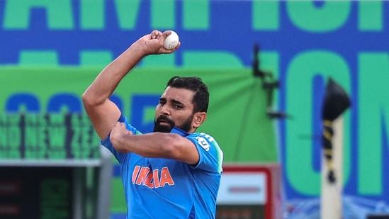 Muslim cleric accuses Mohammed Shami of being a 'criminal' for not fasting during roza while representing India